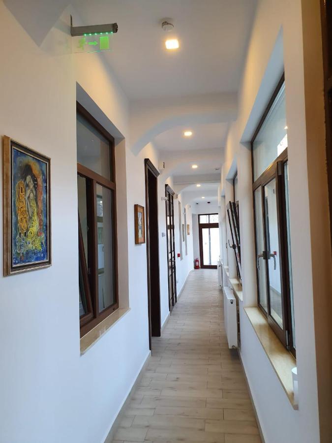 Han Dunarea Calarasi  Exterior photo